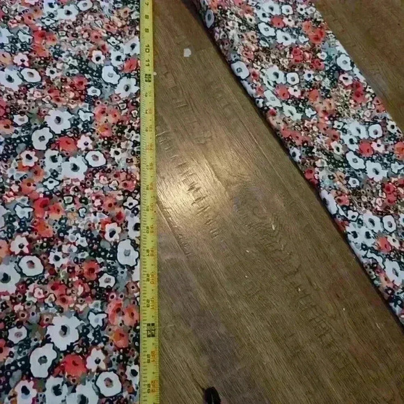 Crazy Larry bright floral pull on pants size 6 - Picture 4 of 4